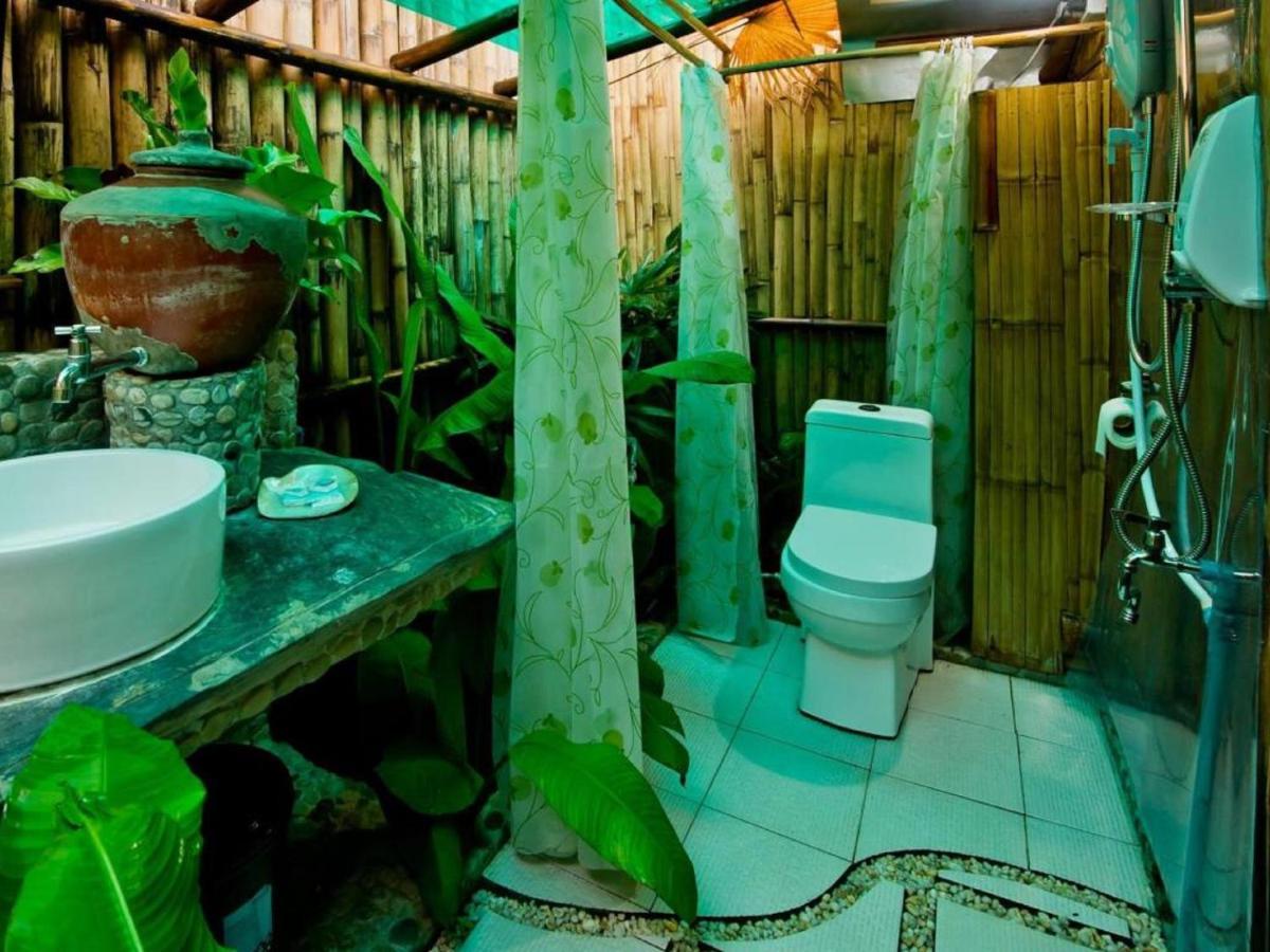 Oyo 678 Blessie'S Bed And Breakfast Puerto Princesa Bagian luar foto