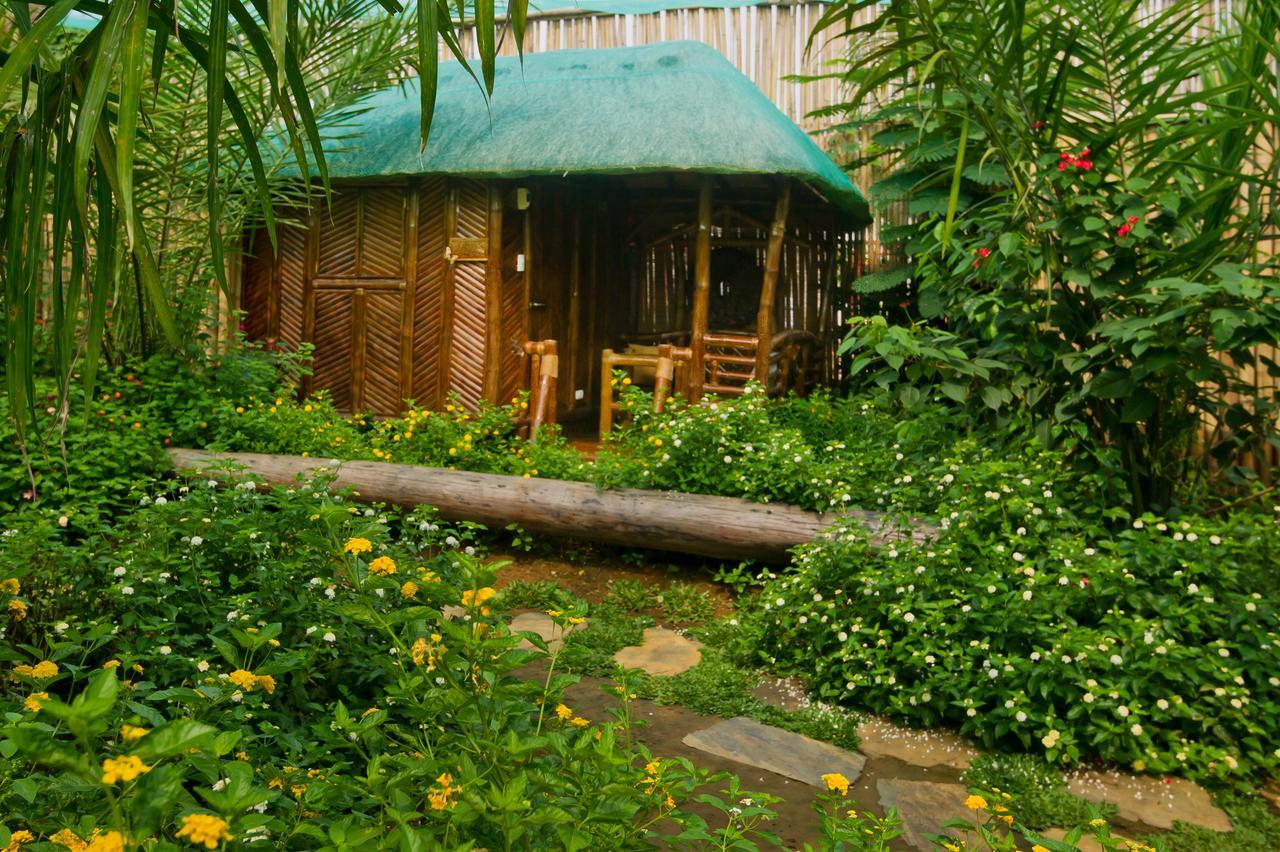Oyo 678 Blessie'S Bed And Breakfast Puerto Princesa Bagian luar foto